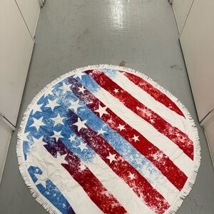 Cotton On Red White Round American Star Beach Towel